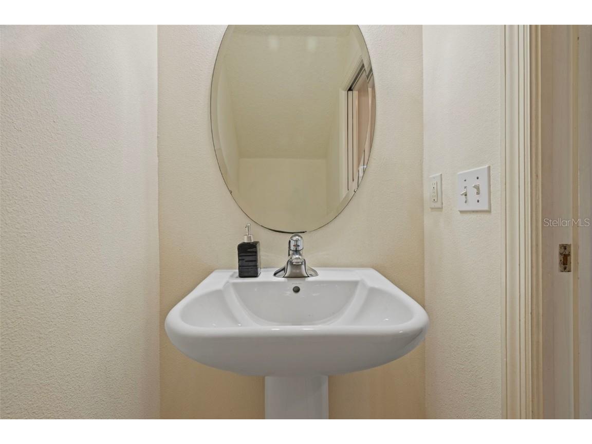 4121 Key Thatch Drive Tampa FL 33610 O6342312 image15