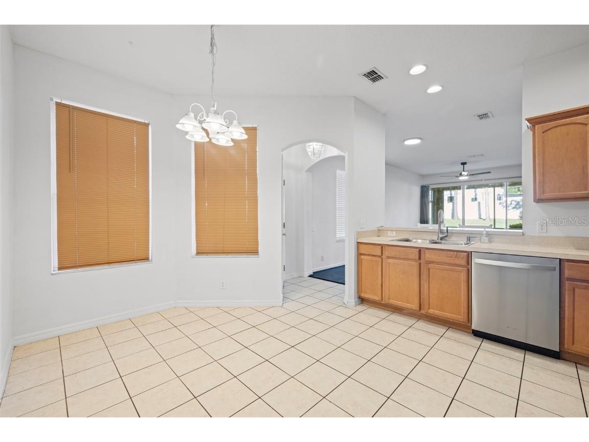 4121 Key Thatch Drive Tampa FL 33610 O6342312 image9