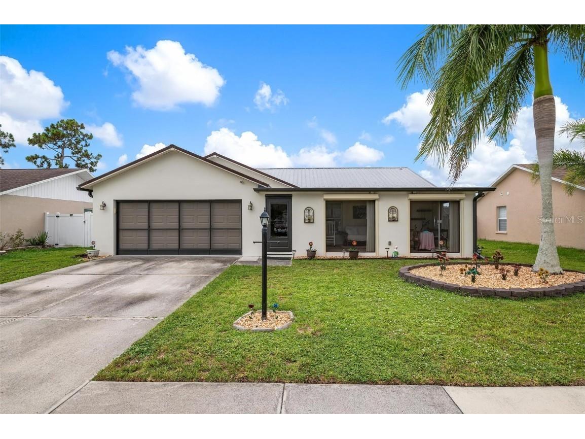 4121 Palau Drive Sarasota FL 34241 A4578250 image1