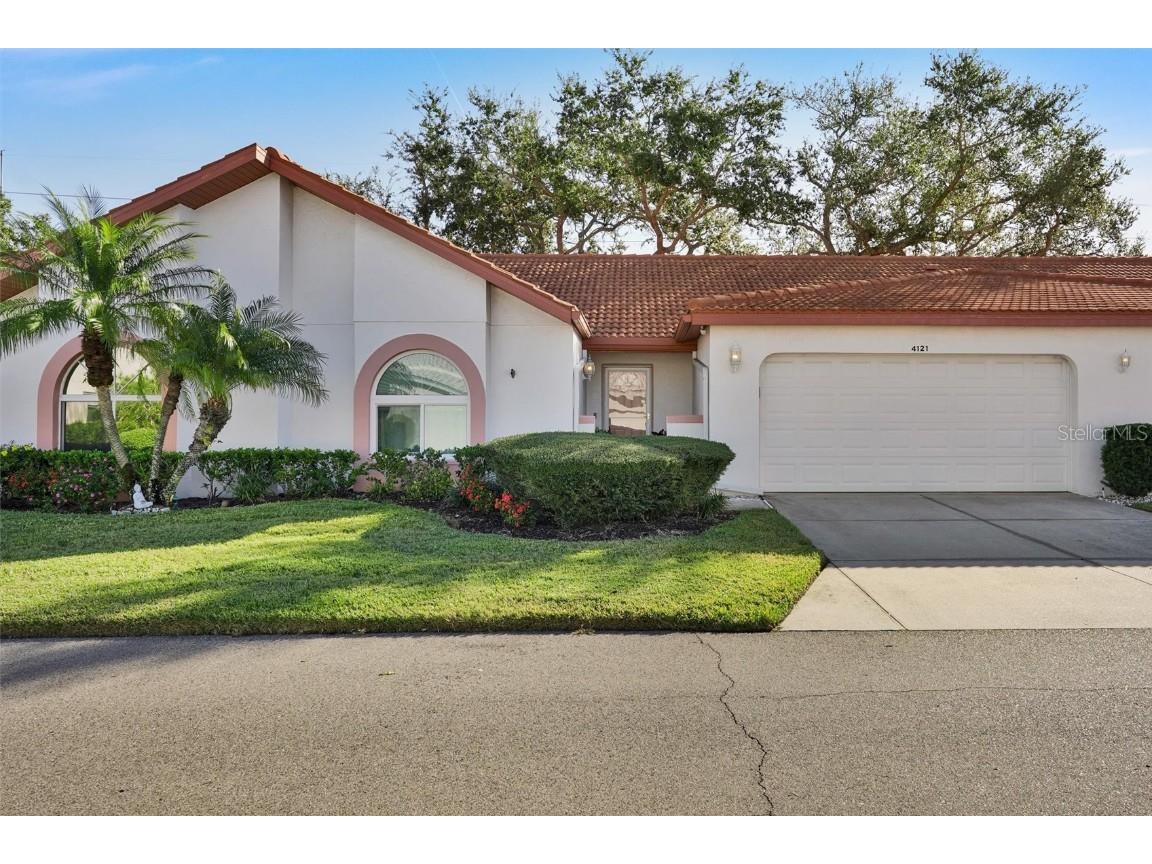 4121 Vallarta Court #3006 Sarasota FL 34233 A4659390 image1