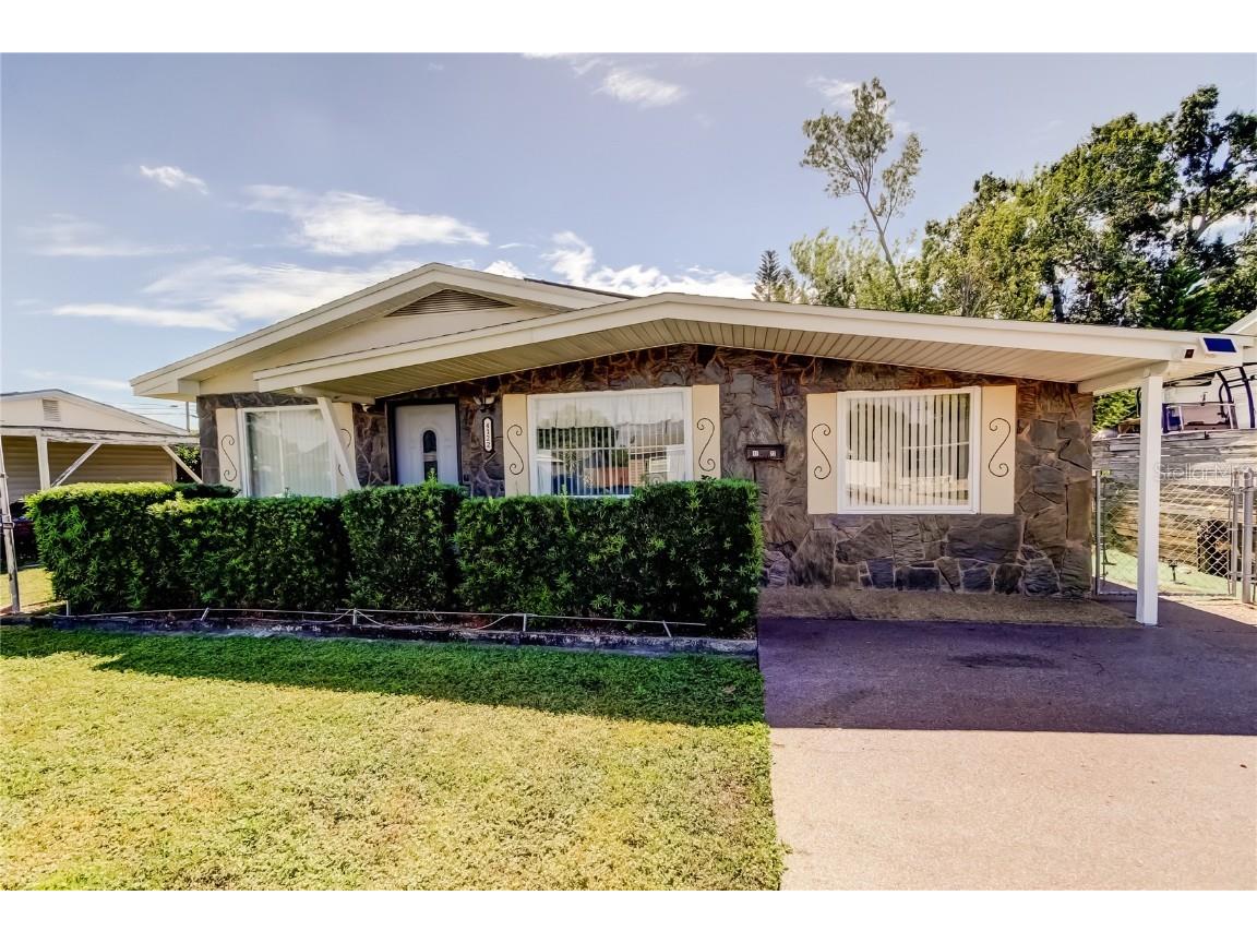 4122 36th Avenue N Saint Petersburg FL 33713 TB8439733 image1