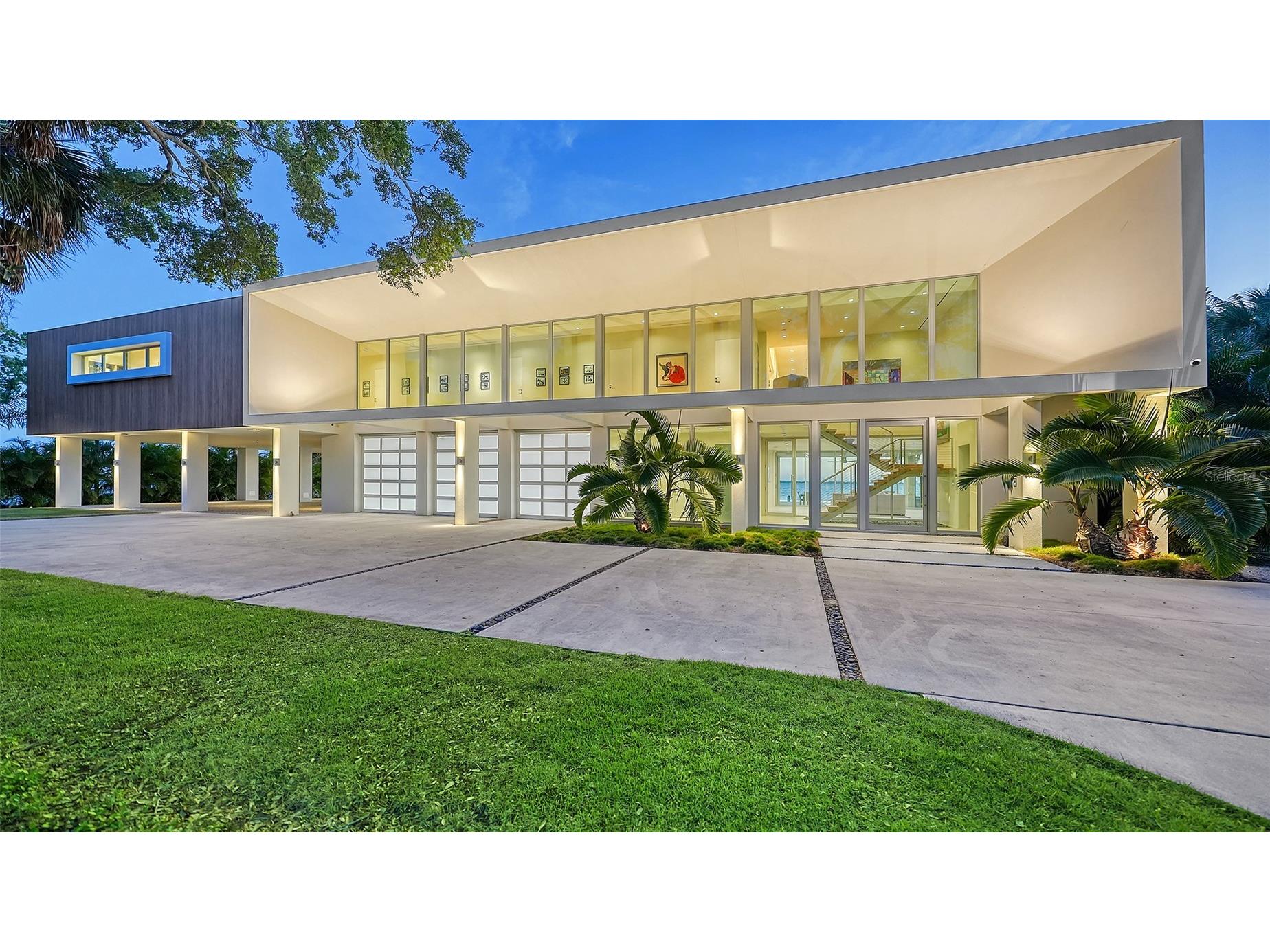 4123 Bay Shore Road Sarasota FL 34234 - SARASOTA BAY A4688729 image1