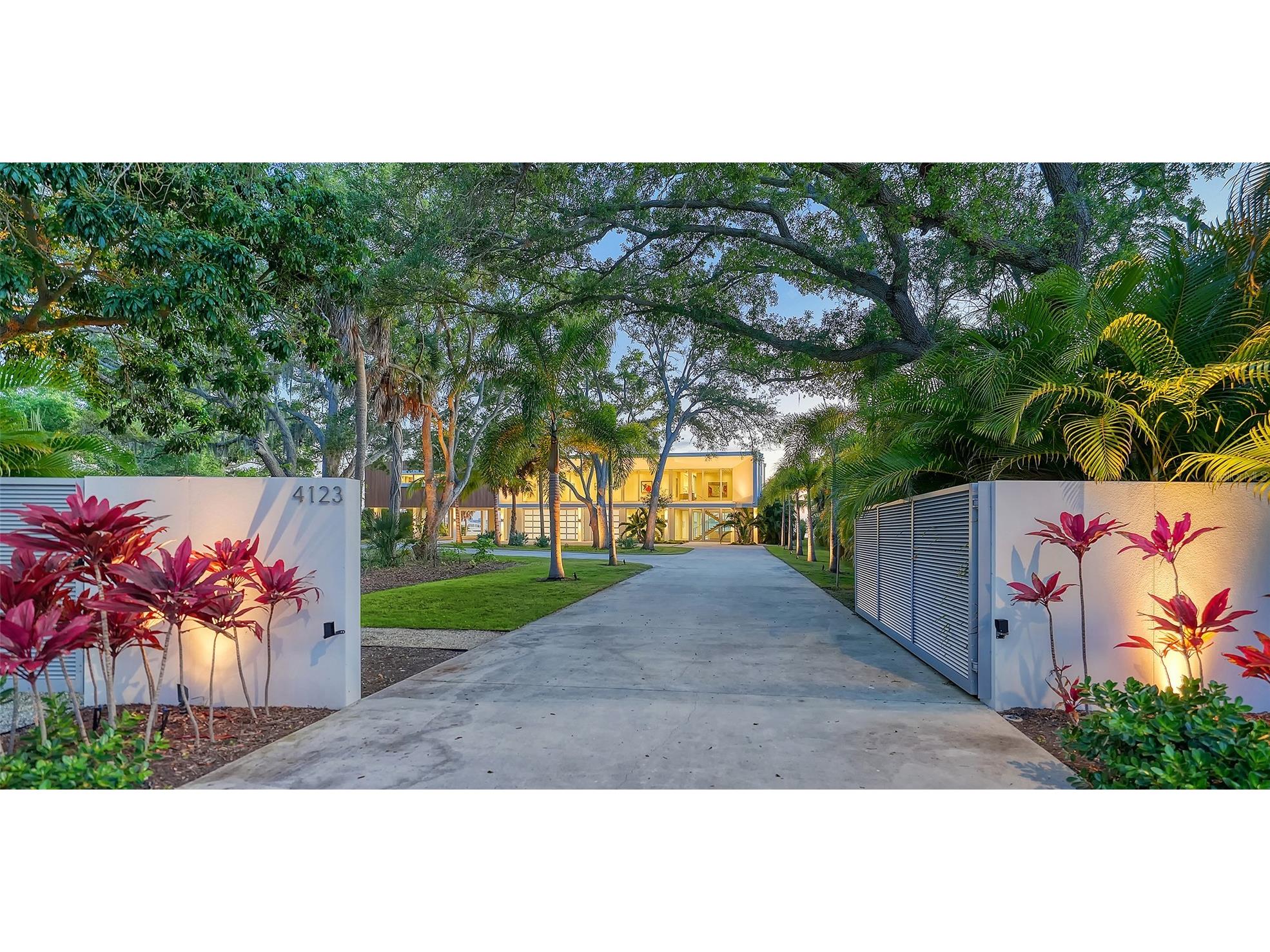 4123 Bay Shore Road Sarasota FL 34234 - SARASOTA BAY A4688729 image2