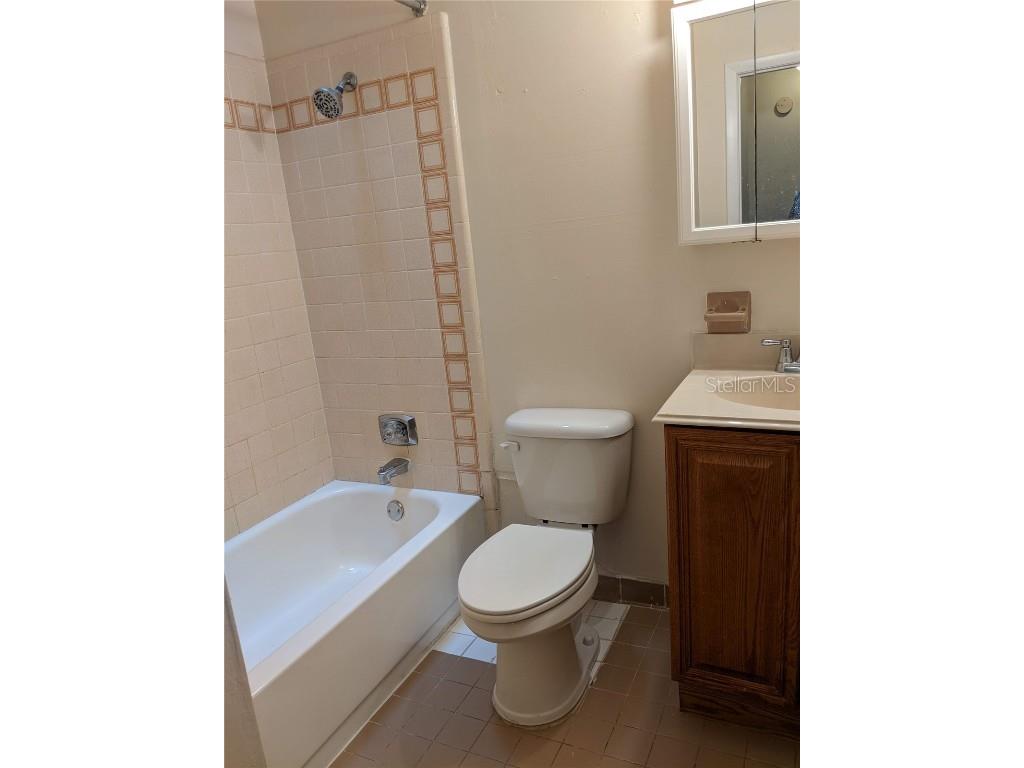 4123 SW 15th Place #3 Gainesville FL 32607 GC534701 image7