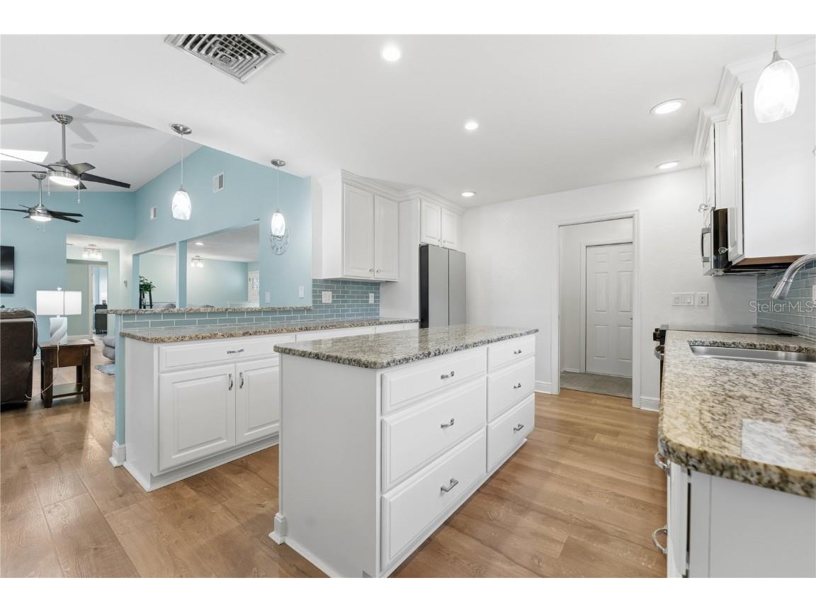 4124 Pinar Drive Bradenton FL 34210 A4673184 image17