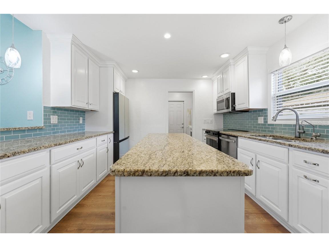 4124 Pinar Drive Bradenton FL 34210 A4673184 image19