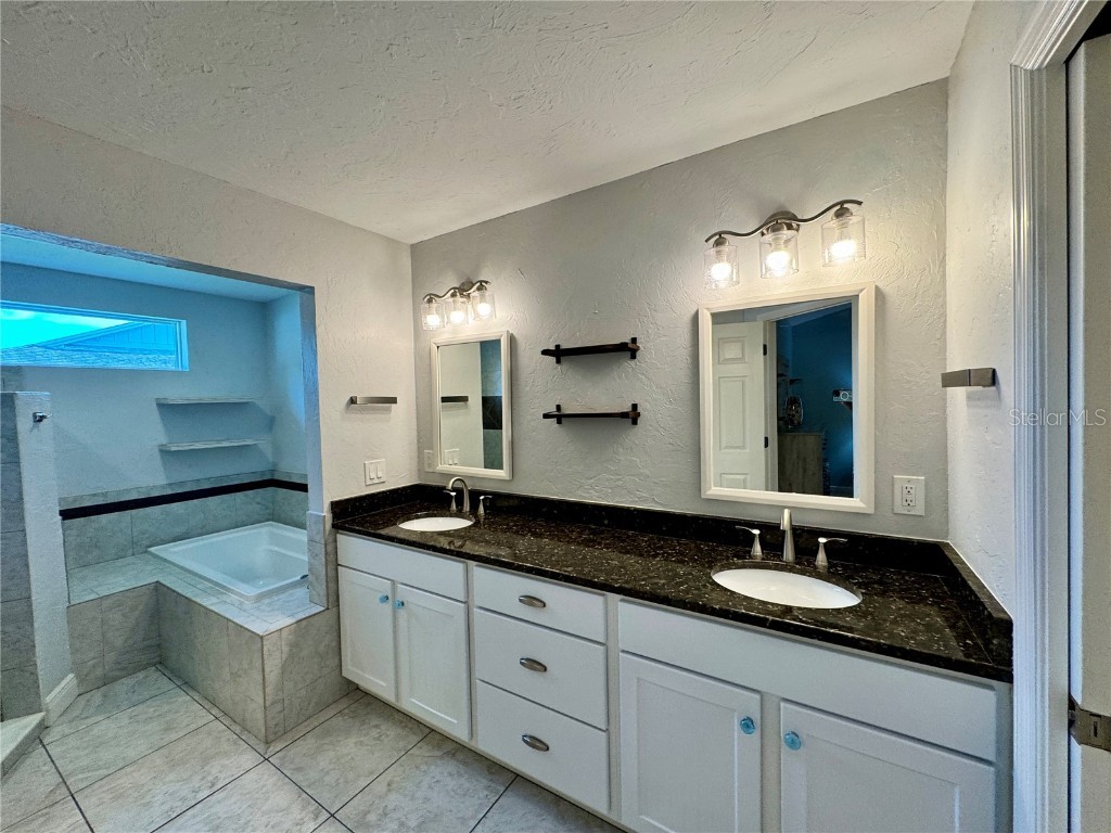 4124 Pinar Drive Bradenton FL 34210 A4673184 image31