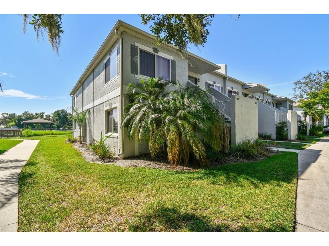 4125 Dolphin Drive Tampa FL 33617 - HILLSBOROUGH RIVER TB8420076 image1