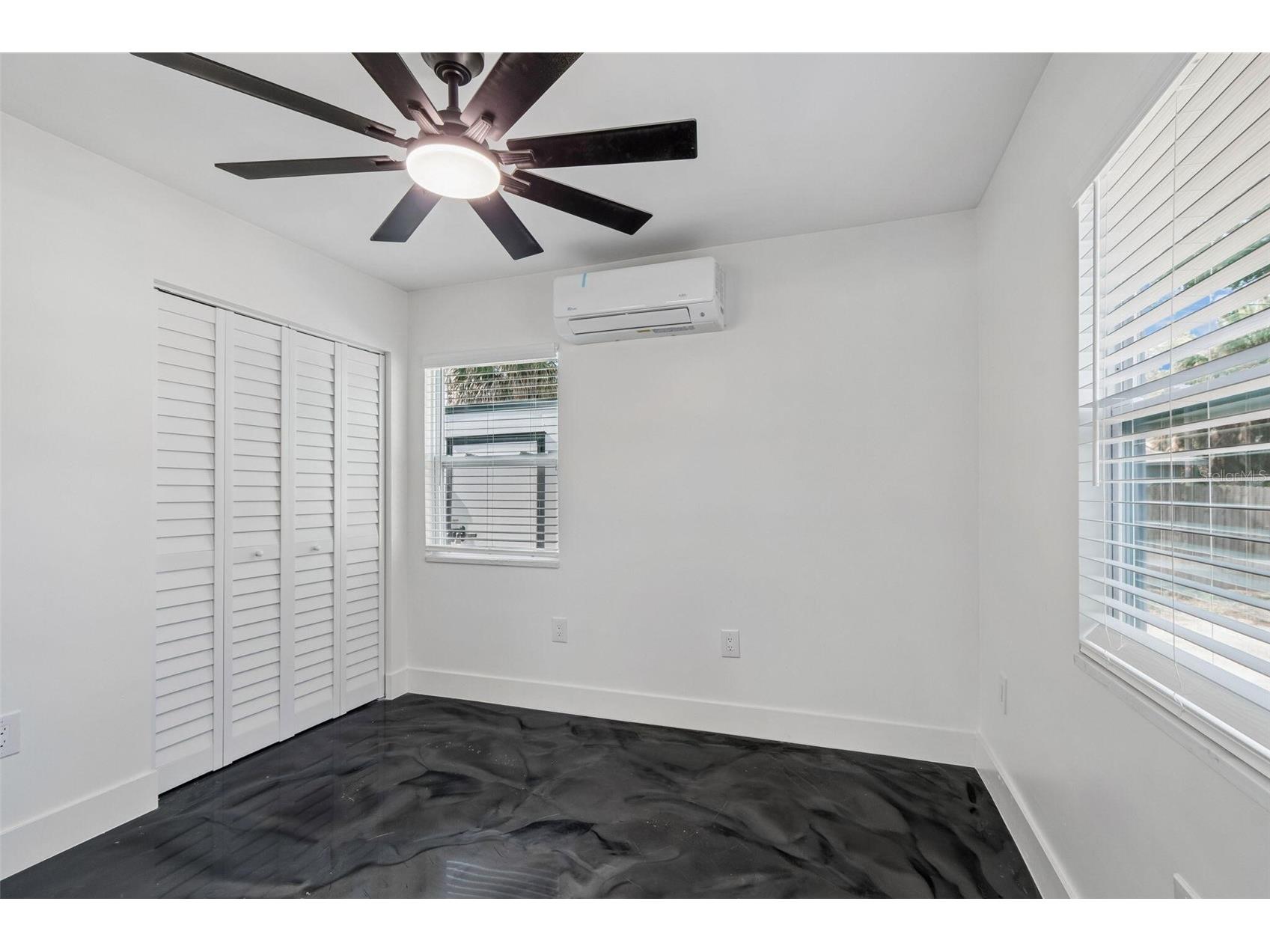 4125 Grove Saint Petersburg FL 33705 O6423685 image34