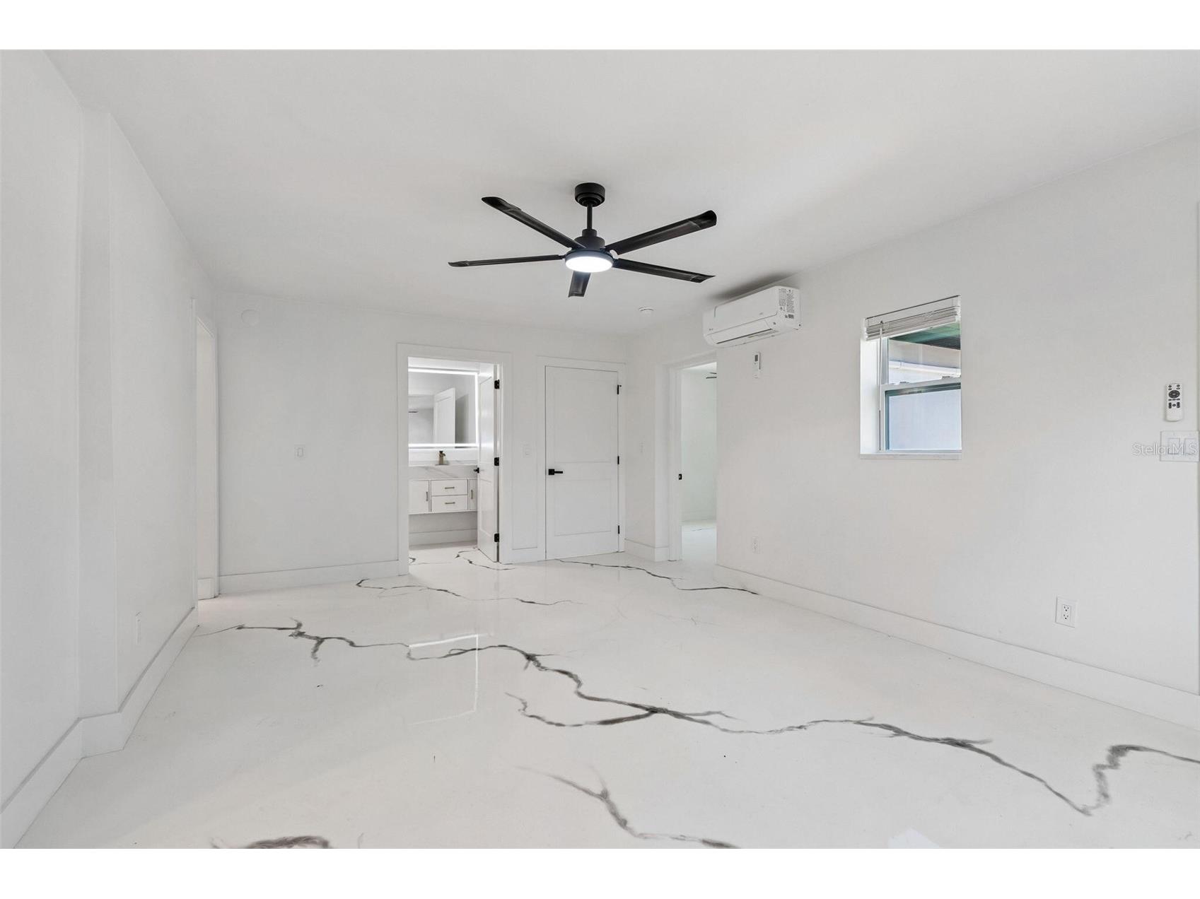 4125 Grove Saint Petersburg FL 33705 O6423685 image56