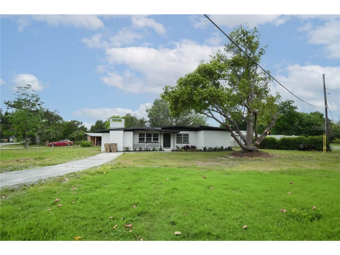 4125 Poinsettia Avenue Mount Dora FL 32757 O6191210 image1