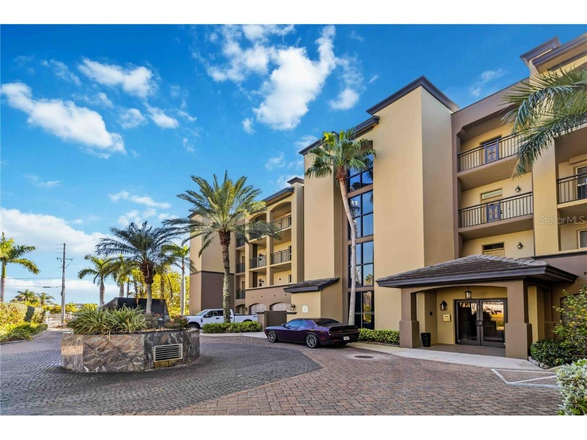 4125 W End Road #306 Cocoa Beach FL 32931 - BANANA RIVER TB8450074 image2