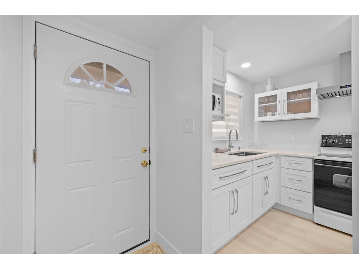 4126 Heron Way #B113 Bradenton FL 34205 A4639084 image2