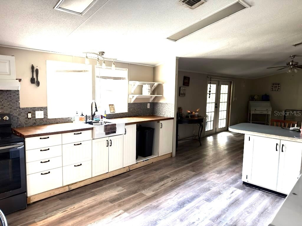 4126 W Bella Vista Street Lakeland FL 33810 A4677751 image2