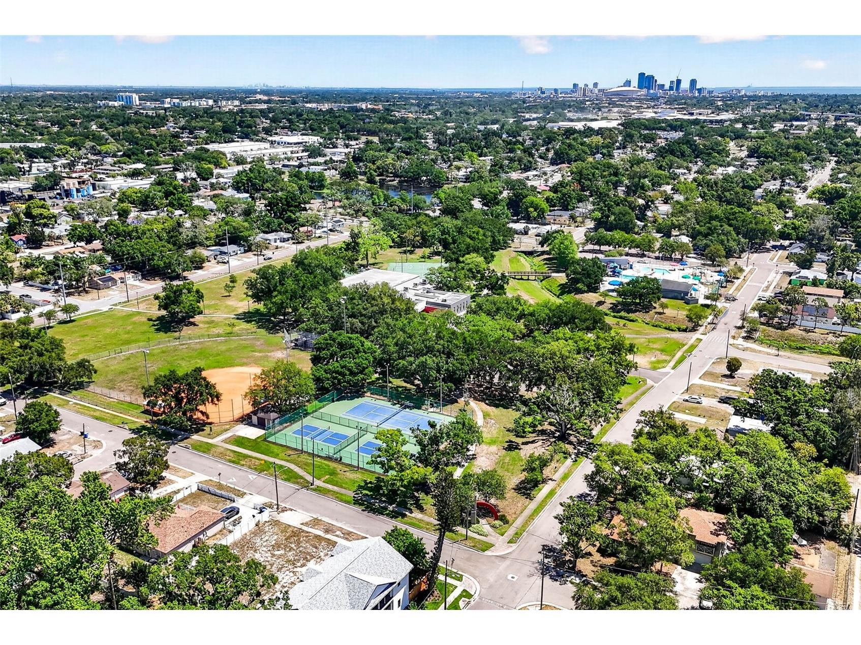 4127 12th Avenue S Saint Petersburg FL 33711 TB8499950 image38