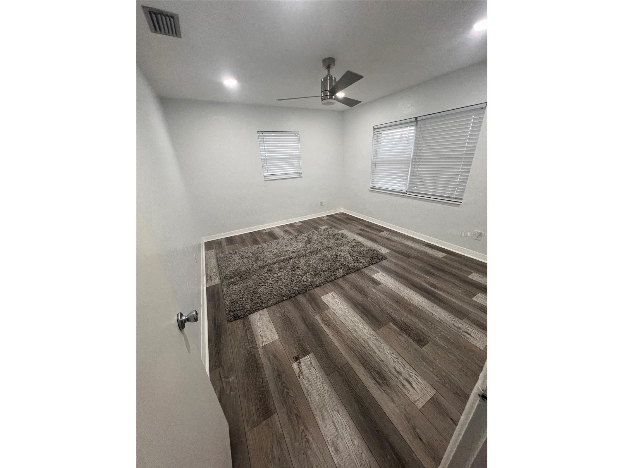 4127 28th Avenue N Saint Petersburg FL 33713 TB8526849 image33