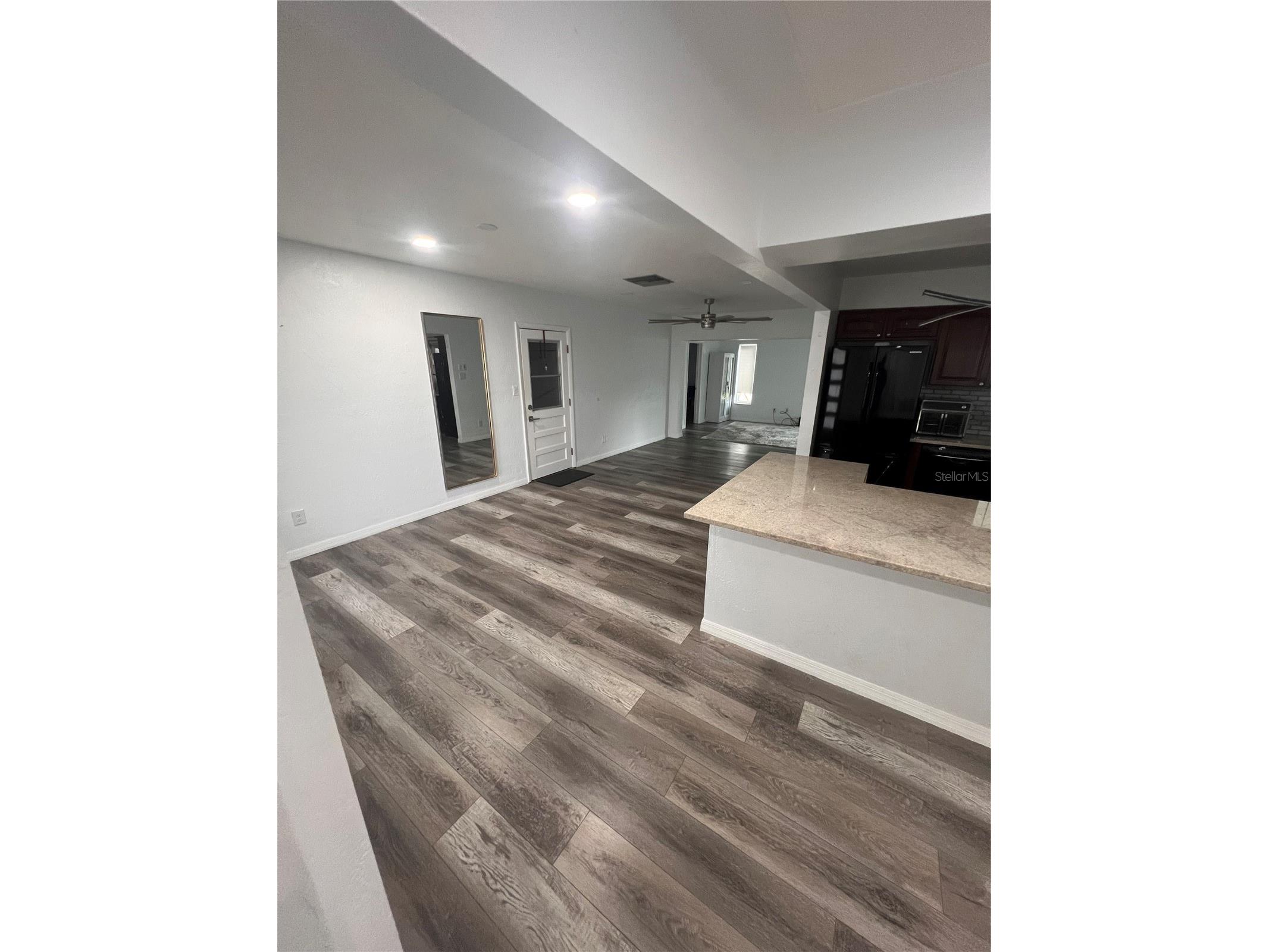 4127 28th Avenue N Saint Petersburg FL 33713 TB8526849 image36