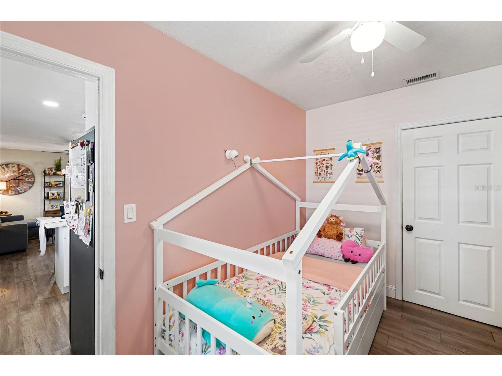 4127 6th Avenue Saint Petersburg FL 33713 TB8511220 image18