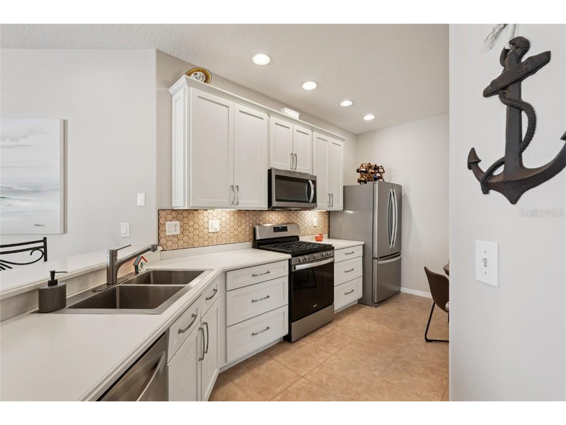 4127 Cascade Falls Drive Sarasota FL 34243 A4675487 image14