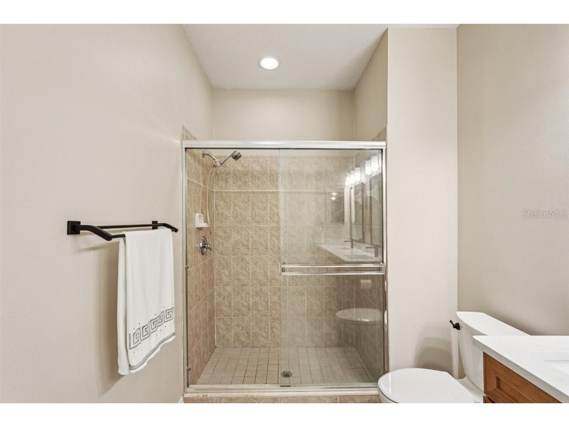 4127 Cascade Falls Drive Sarasota FL 34243 A4675487 image22