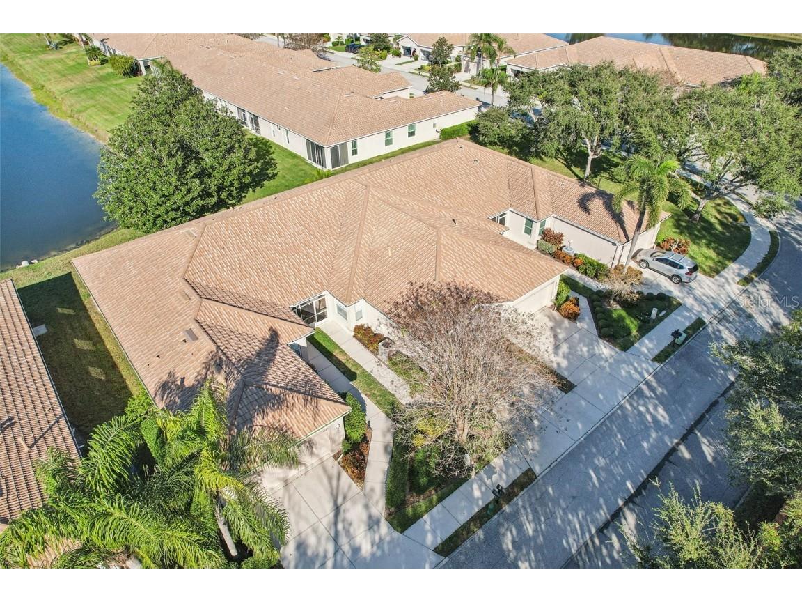 4127 Cascade Falls Drive Sarasota FL 34243 A4675487 image34