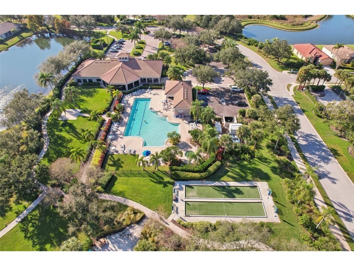 4127 Cascade Falls Drive Sarasota FL 34243 A4675487 image41