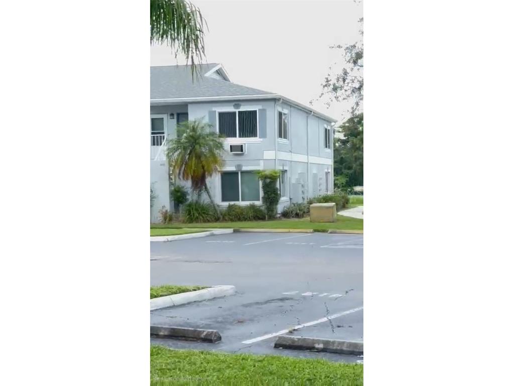 4127 Dolphin Drive #4127 Tampa FL 33617 O6343715 image1