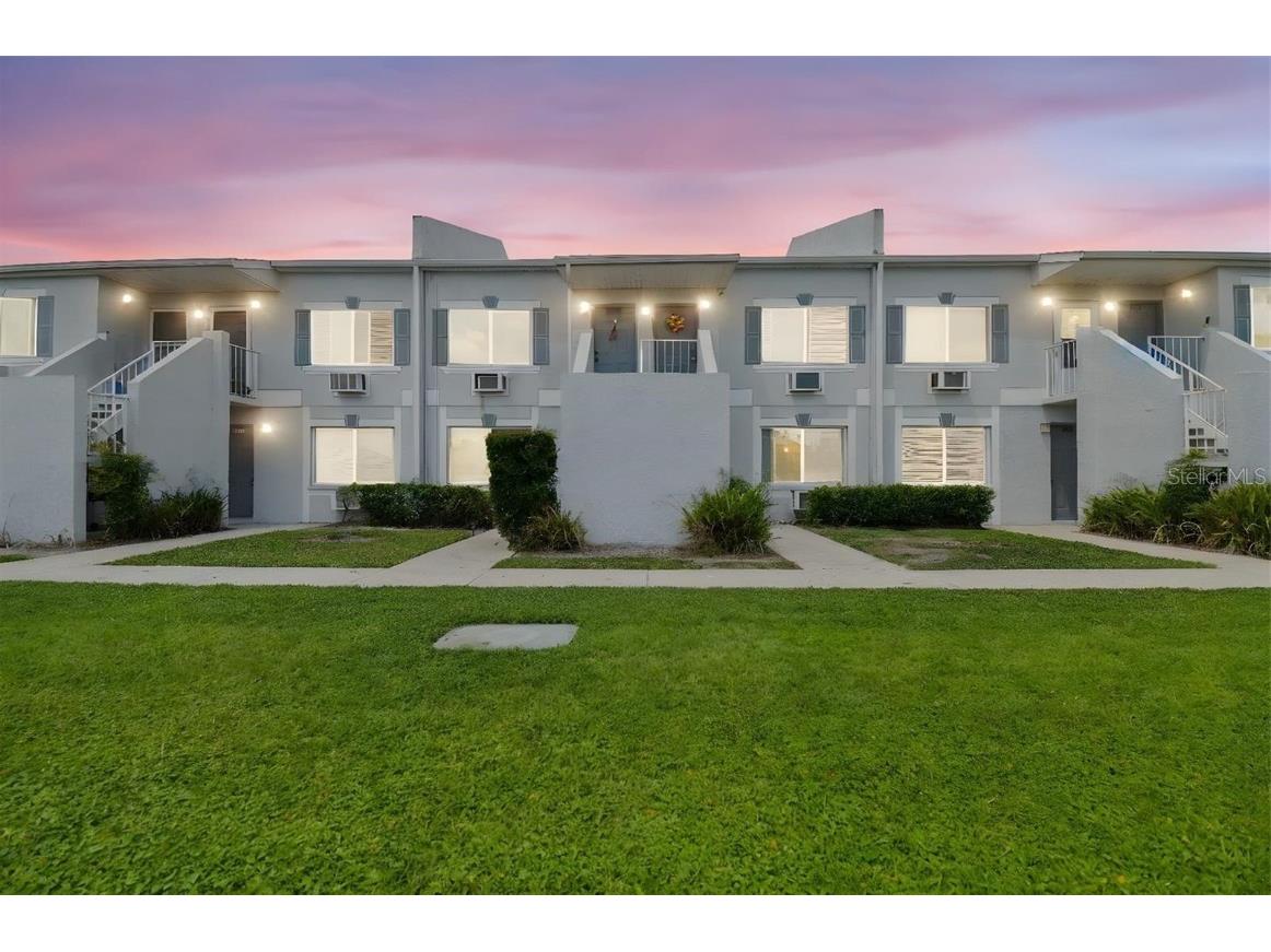 4127 Dolphin Drive #4127 Tampa FL 33617 O6355399 image1