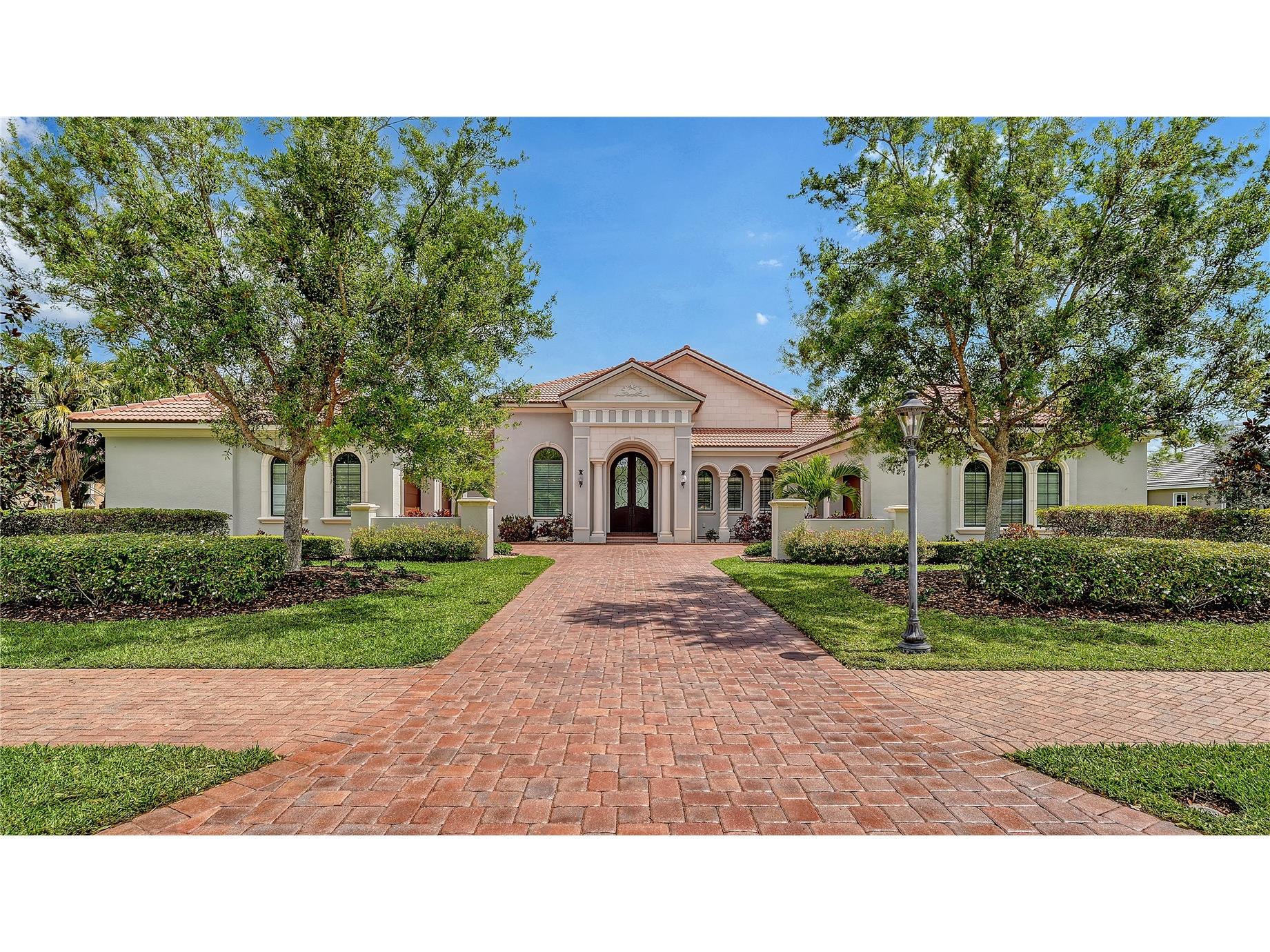 4127 Founders Club Drive Sarasota FL 34240 A4686487 image3