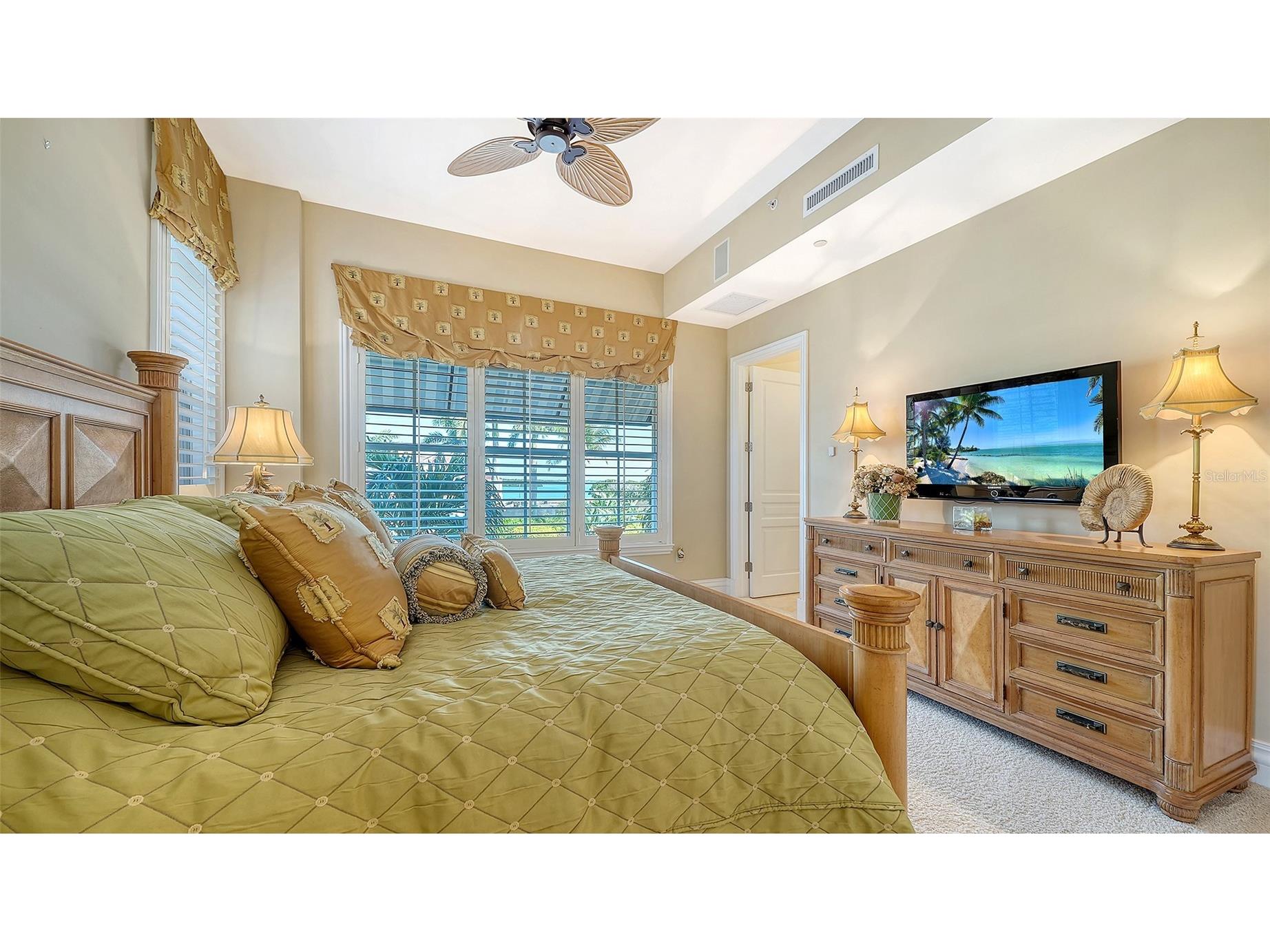 4127 Gulf Of Mexico Drive #N102 Longboat Key FL 34228 - GULF OF MEXICO A4680618 image34
