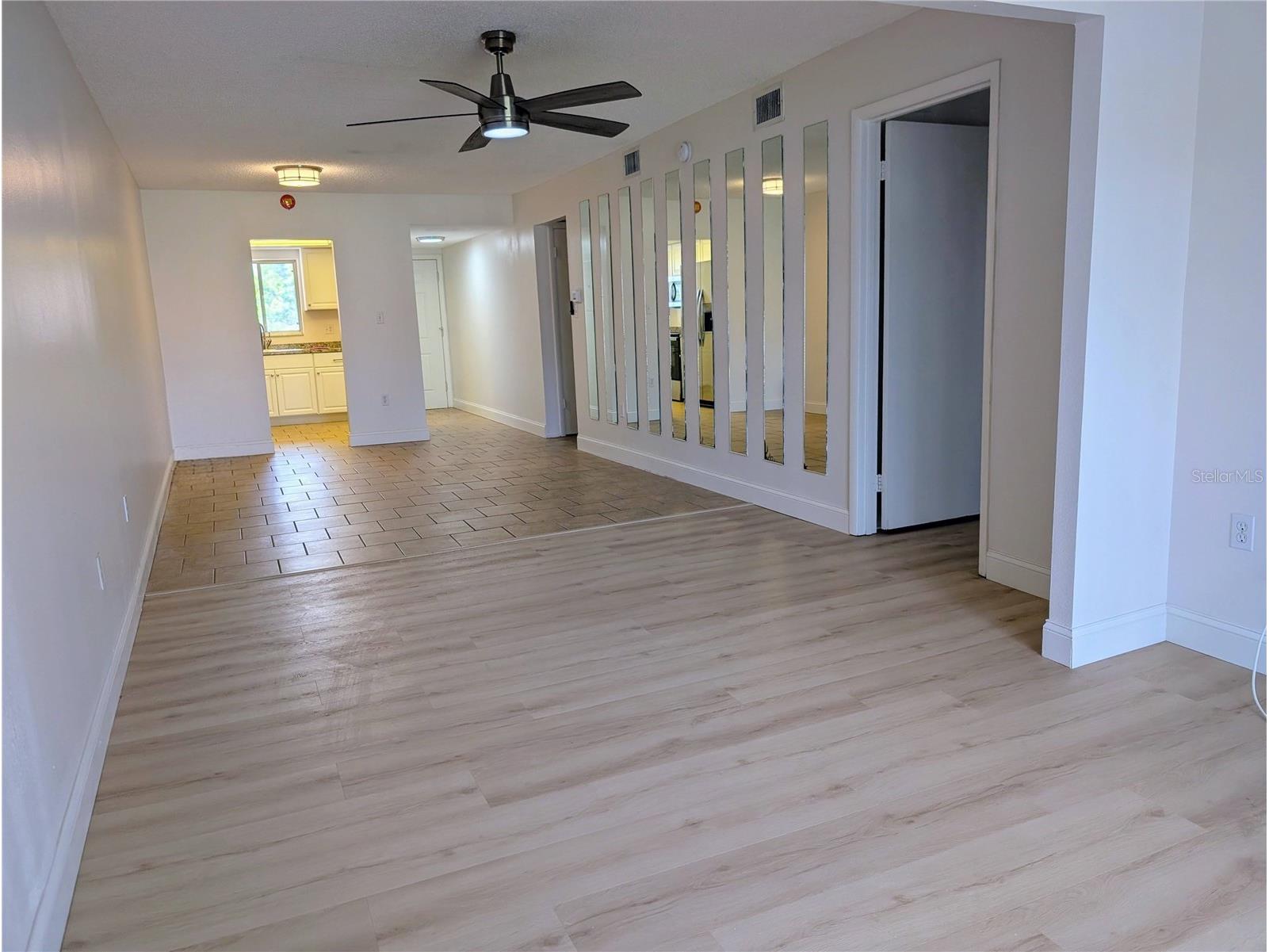 4127 Heron Way #E-111 Bradenton FL 34205 A4691857 image8