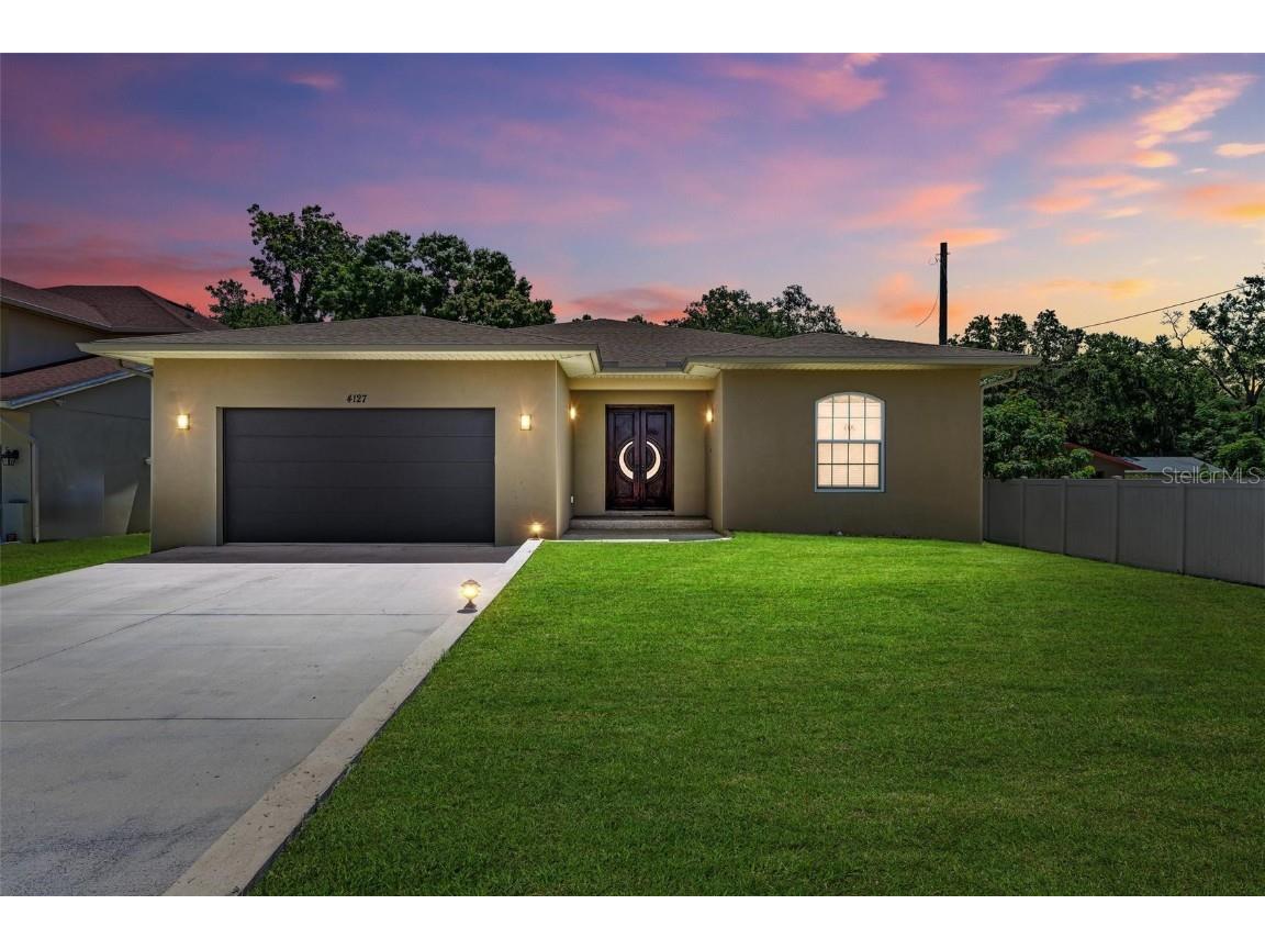 4127 Morning Place Sarasota FL 34231 A4612137 image1