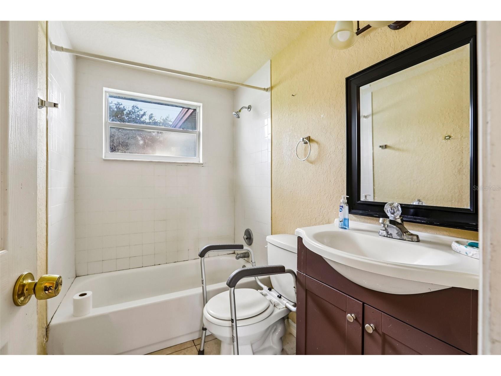 4128 Baden Drive Holiday FL 34691 TB8514960 image5