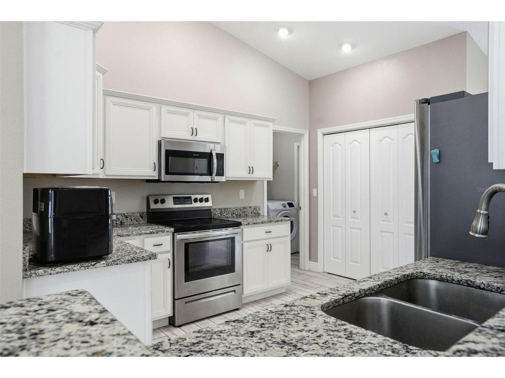 4128 Everett Avenue Spring Hill FL 34609 W7884518 image4