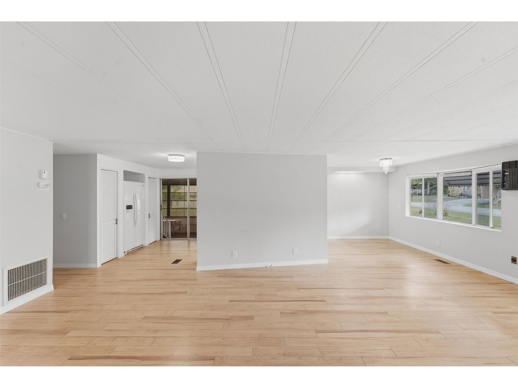 4128 Woodland Circle Deland FL 32724 V4948973 image18