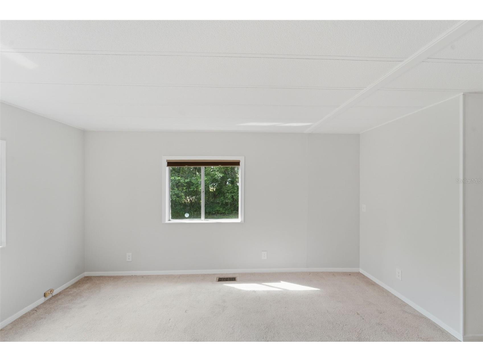 4128 Woodland Circle Deland FL 32724 V4948973 image19