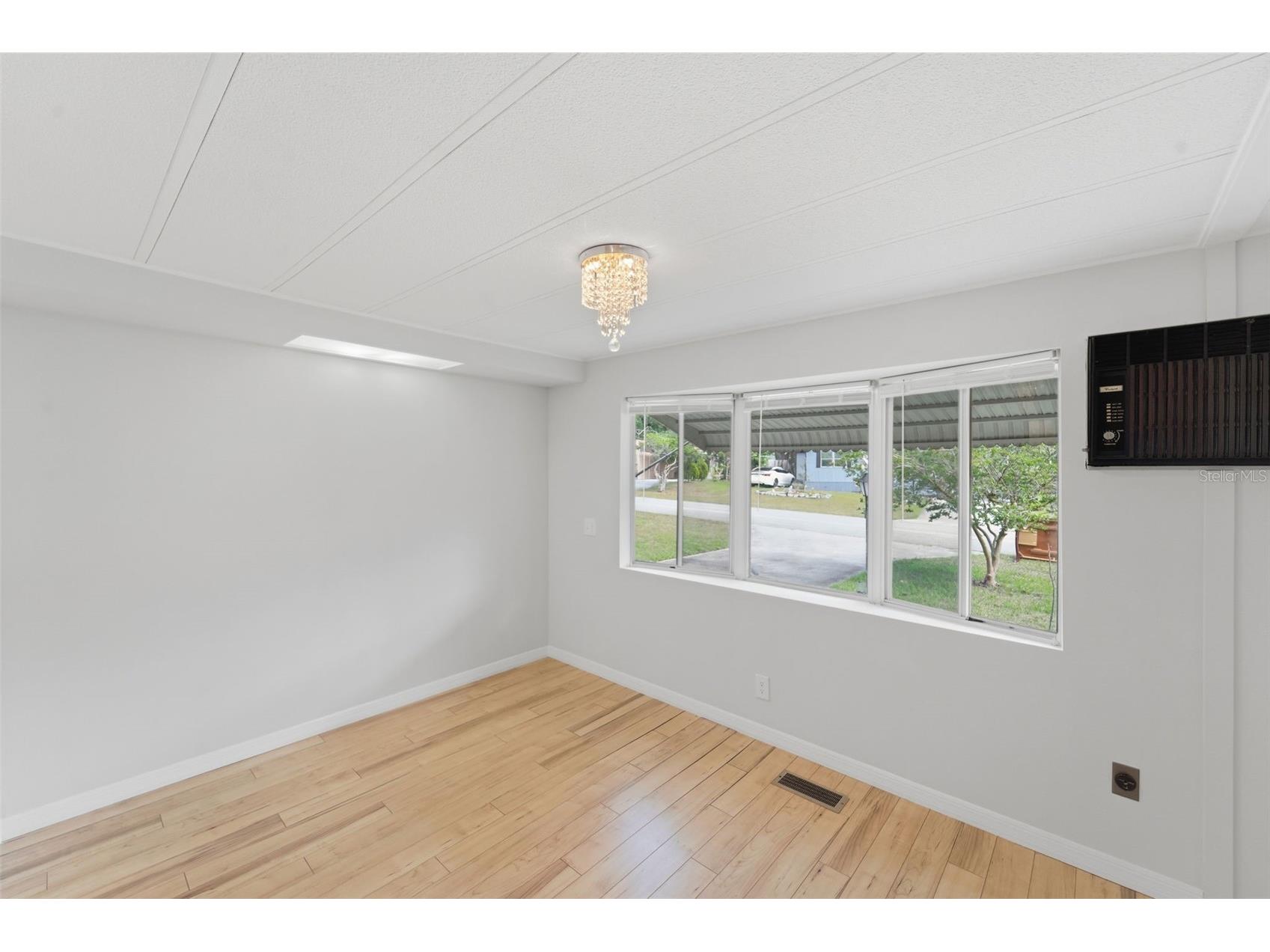 4128 Woodland Circle Deland FL 32724 V4948973 image22