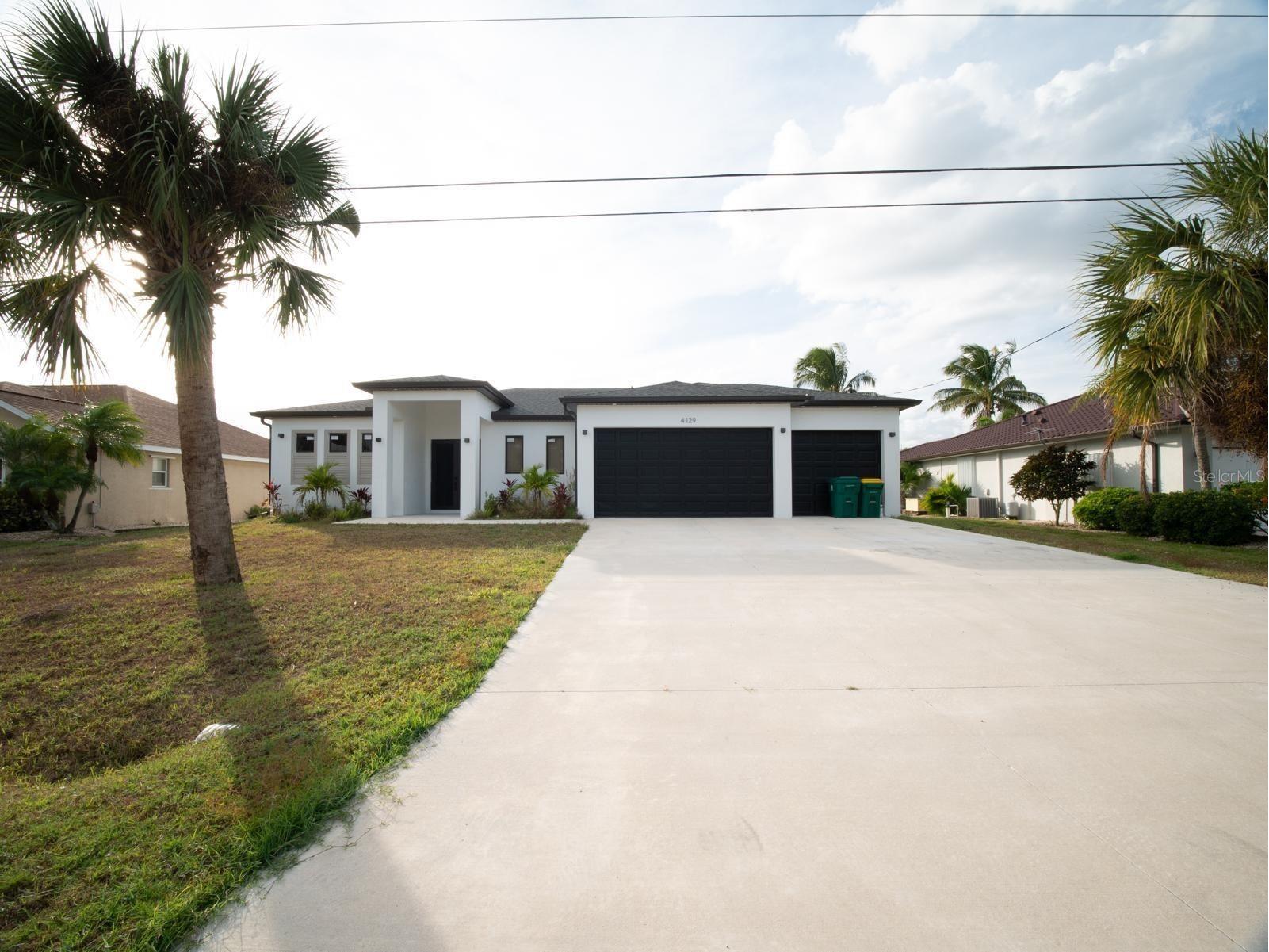 4129 Flamingo Boulevard Port Charlotte FL 33948 - ROSE ARBOR WATERWAY C7521375 image1