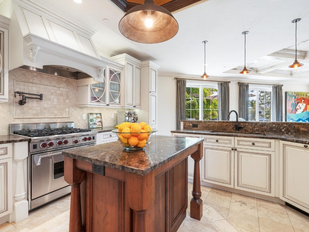 4129 Roberts Point Circle Sarasota FL 34242 A4642942 image16