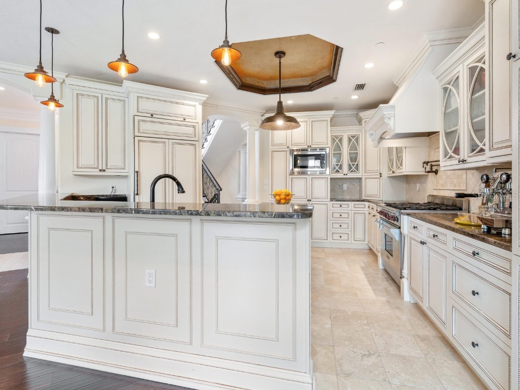 4129 Roberts Point Circle Sarasota FL 34242 A4642942 image20