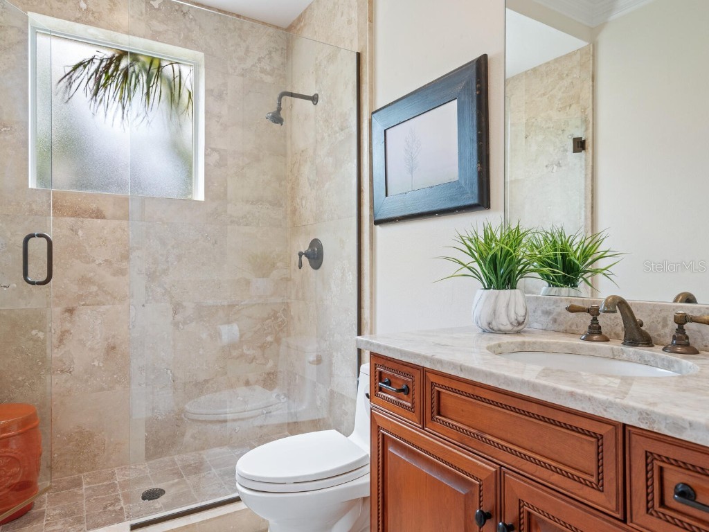 4129 Roberts Point Circle Sarasota FL 34242 A4642942 image24