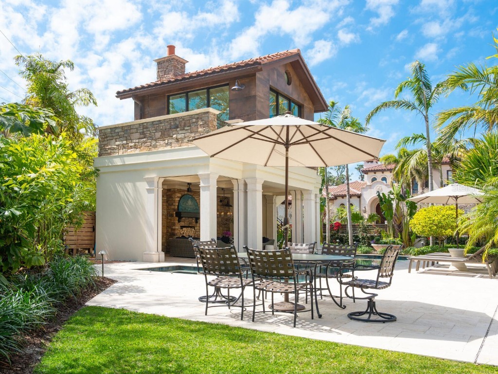 4129 Roberts Point Circle Sarasota FL 34242 A4642942 image39