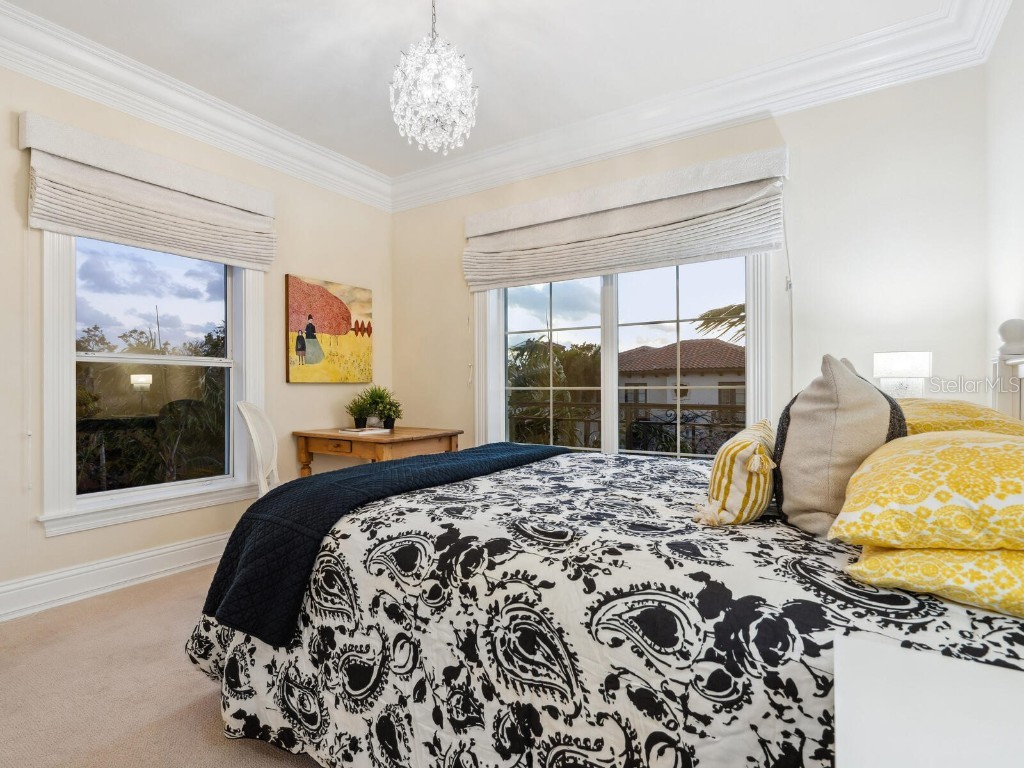 4129 Roberts Point Circle Sarasota FL 34242 A4642942 image67