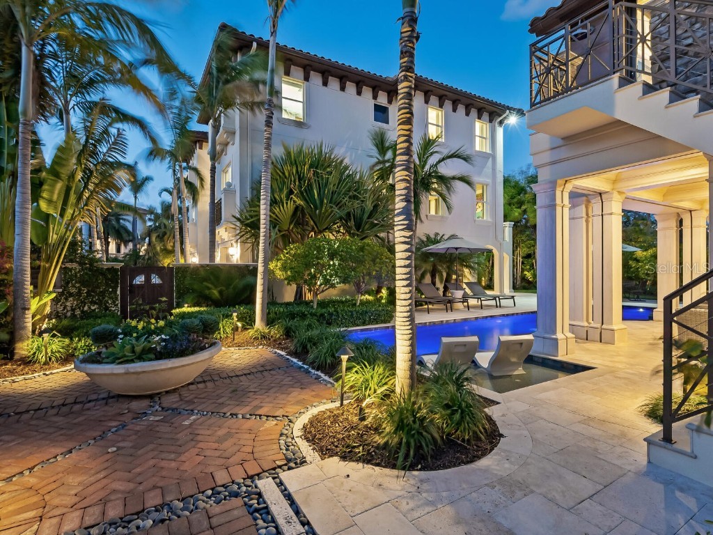 4129 Roberts Point Circle Sarasota FL 34242 A4642942 image70