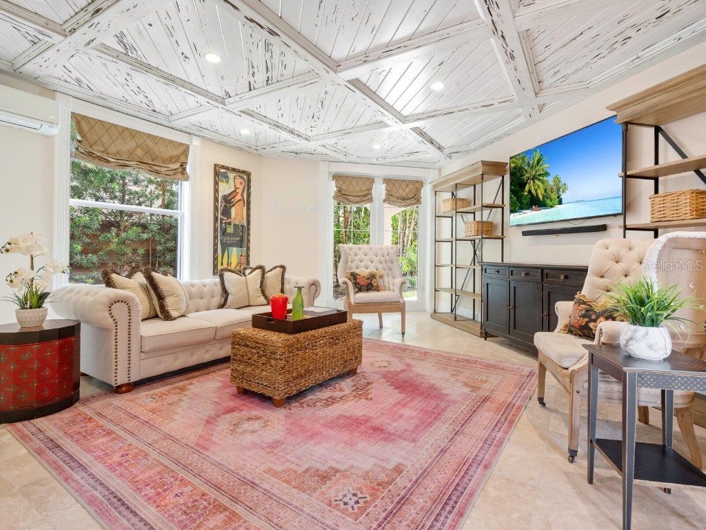 4129 Roberts Point Circle Sarasota FL 34242 A4642942 image8