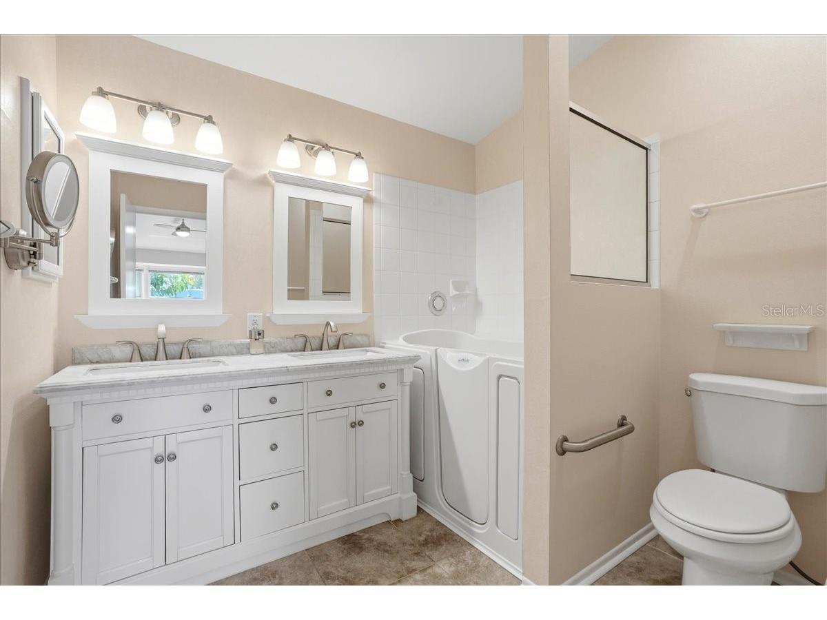 4129 Vallarta Court #3008 Sarasota FL 34233 A4691056 image15