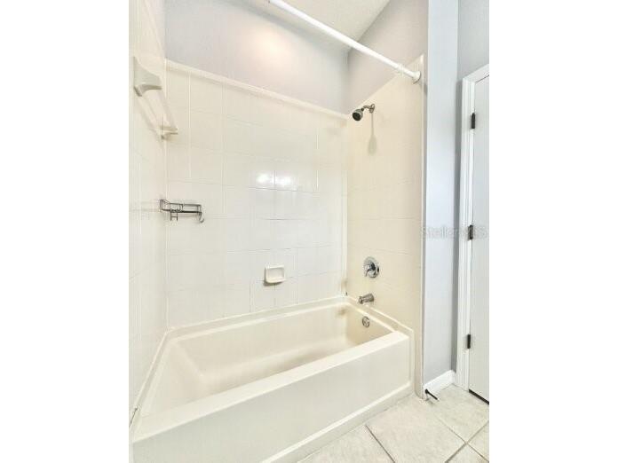 4129 Via Piedra Circle #9-103 Sarasota FL 34233 TB8495039 image30