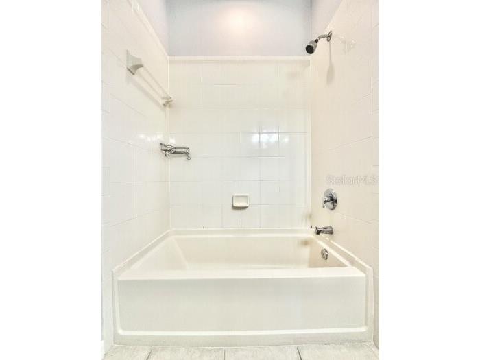 4129 Via Piedra Circle #9-103 Sarasota FL 34233 TB8495039 image32