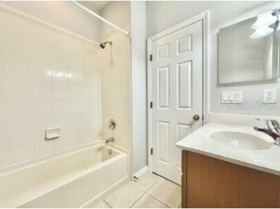 4129 Via Piedra Circle #9-103 Sarasota FL 34233 TB8495039 image41