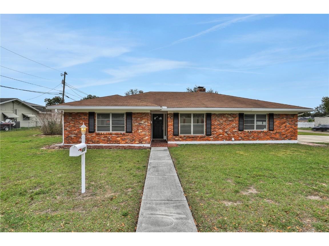 413 Ave O Se Winter Haven FL 33880 L4941847 image1